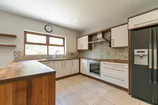 71B Shandon ParkImage 15