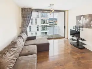 Apartment 11.41 The Arc 2L Queens RoadImage 4
