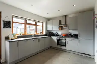 17A Wandsworth ParadeImage 7