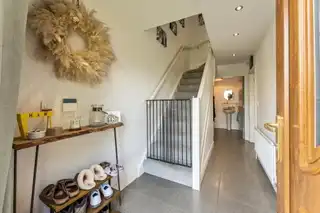 17A Wandsworth ParadeImage 3