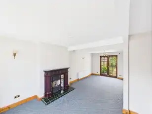 1 Carolhill GardensImage 2