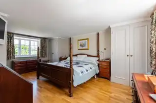 4 Mill LaneImage 29