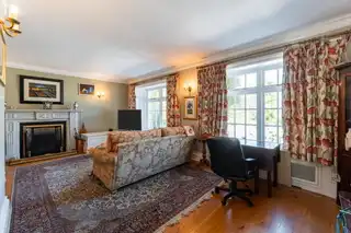 4 Mill LaneImage 18
