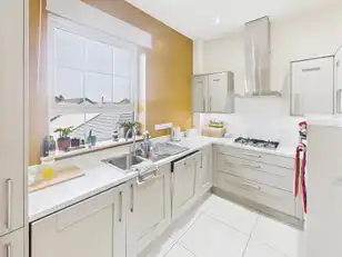 47 Millmount Village SquareImage 4