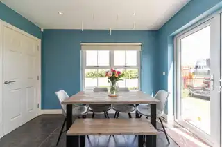 11 Coopers Mill GardensImage 10