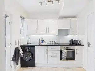 157 Parkgate AvenueImage 4