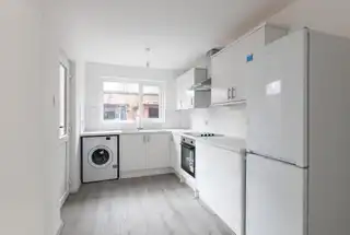 82 Gainsborough DriveImage 5