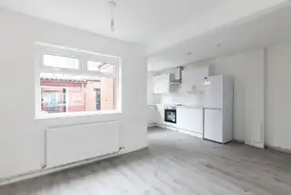 Image 1 for 82 Gainsborough Drive