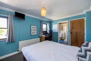 22 Lisbarnet RoadImage 40
