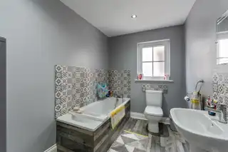 8 Tullynagardy LaneImage 18