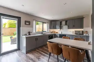 9 Stonebridge AvenueImage 12