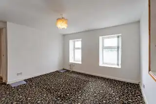 34 Shore RoadImage 18