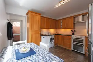 81 Dermott AvenueImage 10