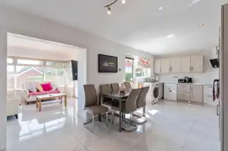 24 Westland AvenueImage 8