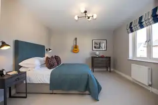 37 AshgroveImage 25