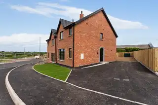66 The PaddocksImage 6