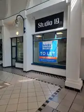 Image 1 for 13 Legahory