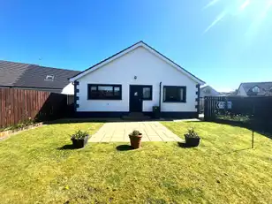 61 Primrose GardensImage 10