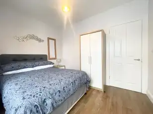 22 Eglinton LaneImage 15