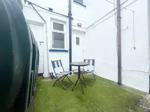 22 Eglinton LaneImage 19