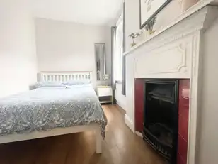22 Eglinton LaneImage 16