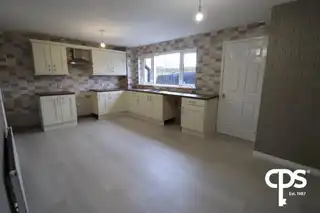 323 Mullacreevie ParkImage 3