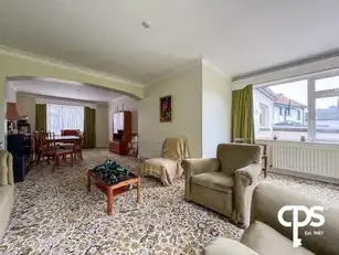 14 Charlemont GardensImage 11