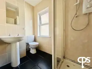 10 Wellington Park AvenueImage 3