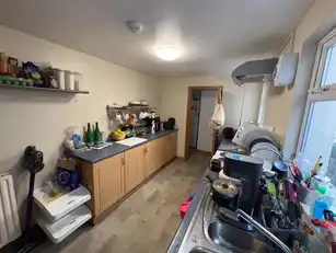 98 Ravenhill AvenueImage 5