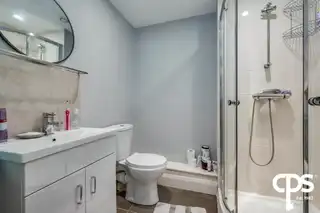 Apartment 31 Woodlands ManorImage 17