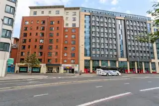 Image 1 for 201 College Court Central