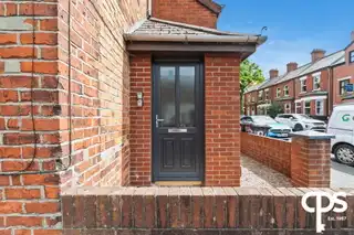 43 Adelaide AvenueImage 2