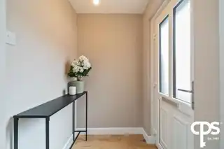 43 Adelaide AvenueImage 3