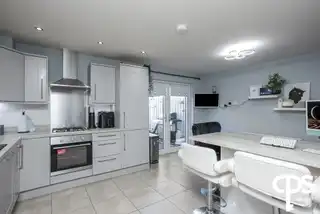 2 Mill Valley GardensImage 10