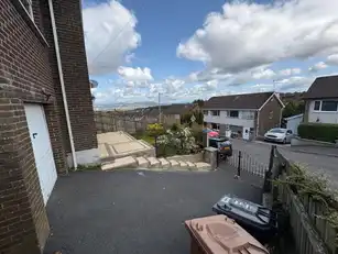 53 Burnside AvenueImage 16