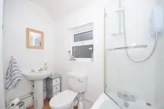 41 Ravenhill AvenueImage 11