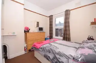 41 Ravenhill AvenueImage 9