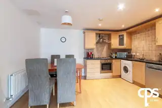 12 Shaftesbury CourtImage 6