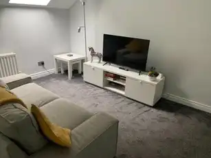 Apt 3 38 Eglantine AvenueImage 4