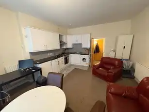 Apartment 1 103 Eglantine AvenueImage 8