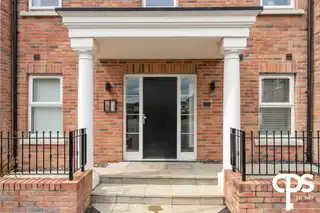 Apt 4 12A Highgrove MeadowsImage 2