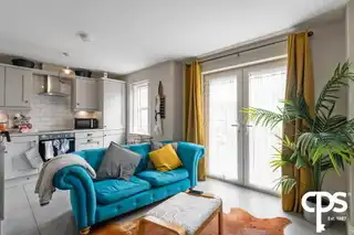 Apt 4 12A Highgrove MeadowsImage 6