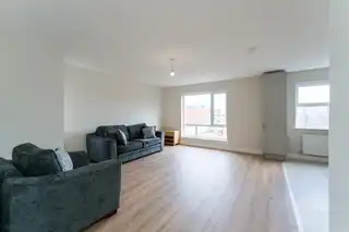 407 College Court CentralImage 3