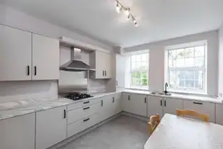 26 Thornhill MaloneImage 3