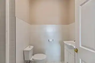 26 Thornhill MaloneImage 18