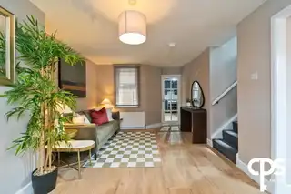43 Adelaide AvenueImage 5