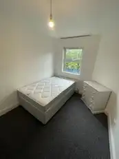 Unit 2 37 South ParadeImage 2