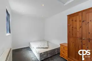 44 Orient GardensImage 10