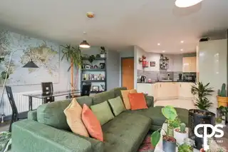 44 Luna BuildingImage 5