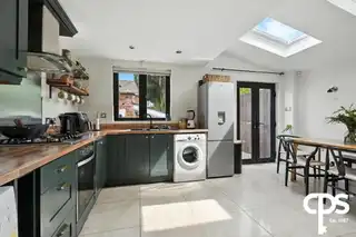 12 Willesden ParkImage 9